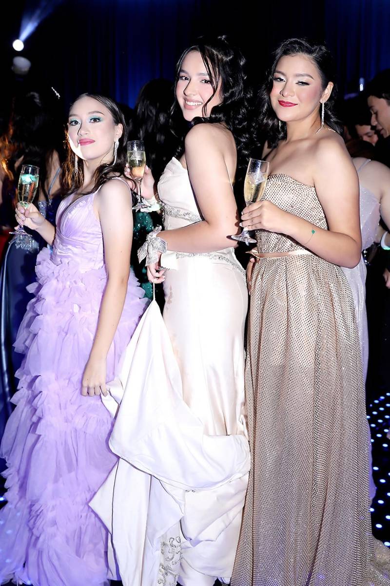 Fiesta de la prom 2024 de Mayan School