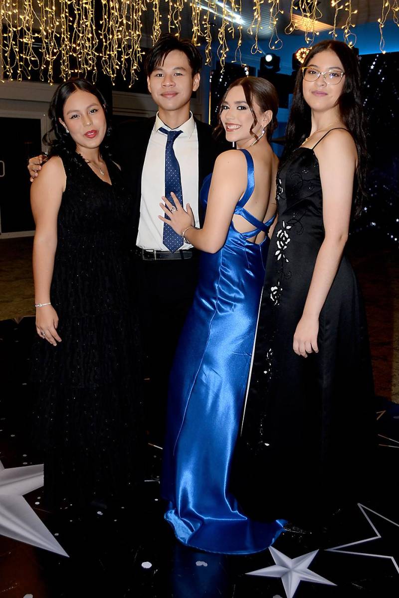 Elisa Flores, Daniel Cao, Eyby Banegas y Andrea Antúnez