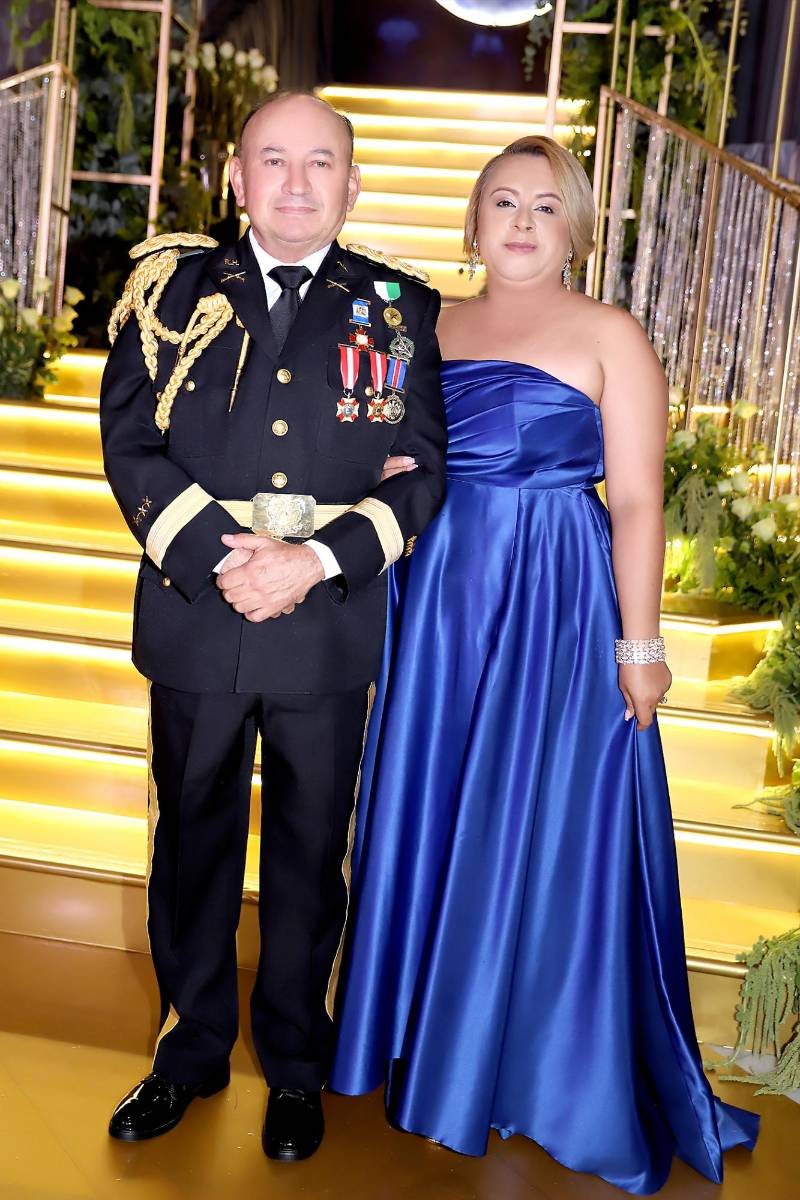 Invitados a la Prom 2026 de la Academia Los Pinares