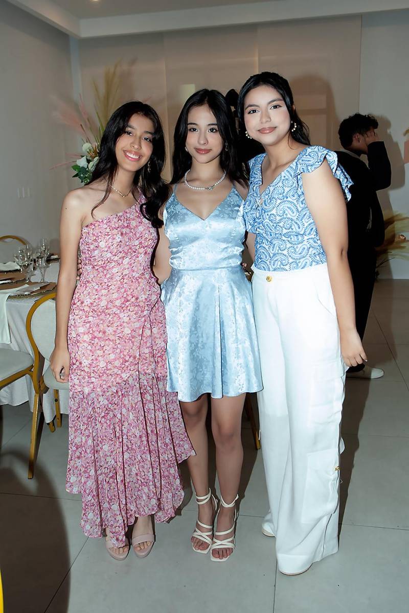 Krista Funes, Jocelyn Vásquez y Alejandra Espinal
