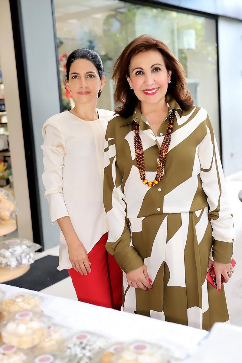 Patricia Atala y Carolina Canahuati.