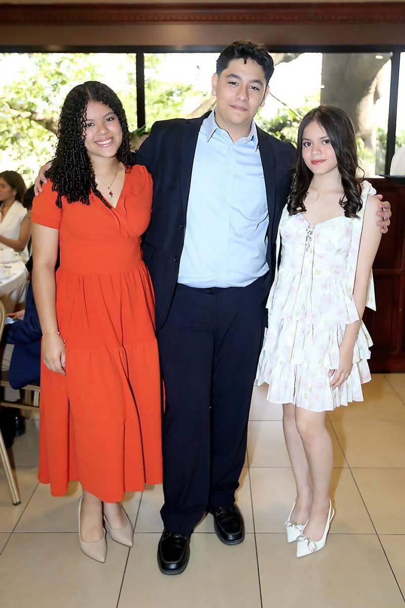 Alejandra Romero, José Vallecillo y Marjory Elvir.
