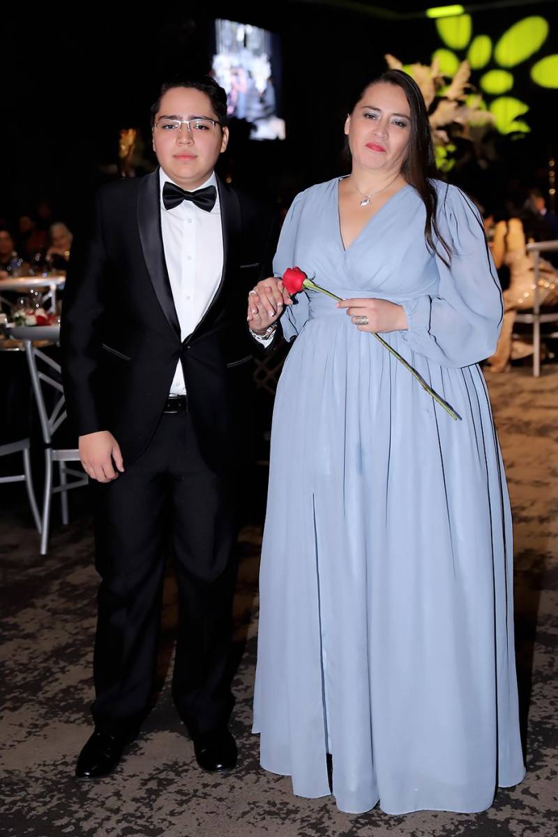 Samuel Flores y Karen Maldonado. 