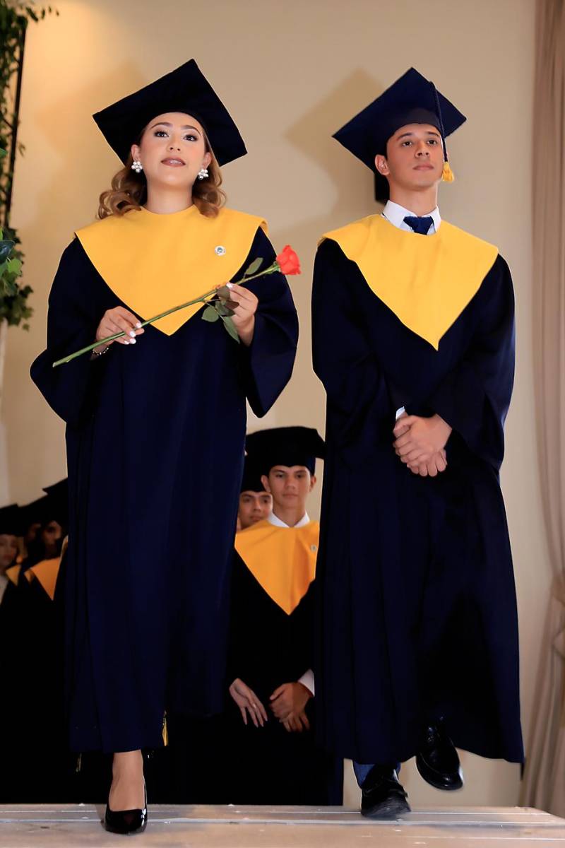 Mia Fernández y Joshua Acuestas.
