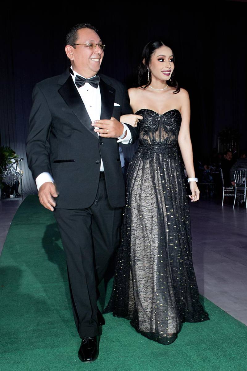Oscar y Ana Karina Oyuela.