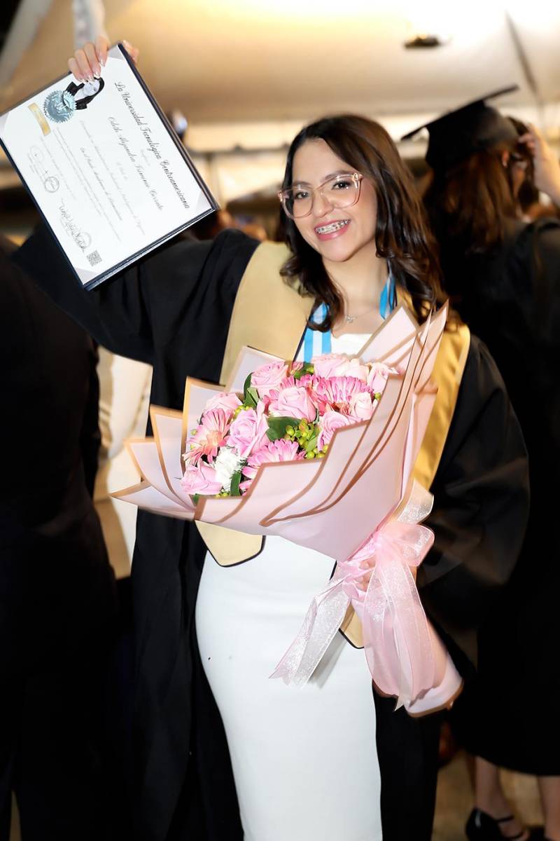 Graduaciones de Pregrado de UNITEC TGU 2025