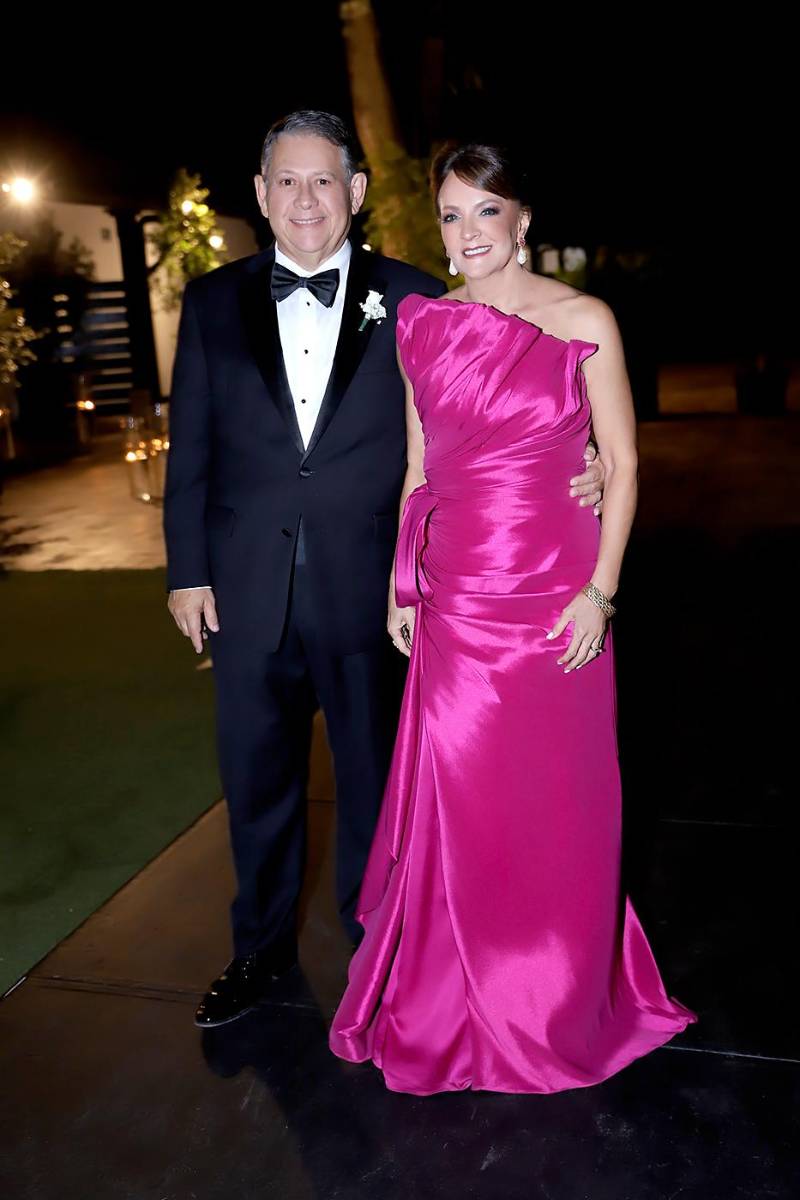 Fiesta nupcial de Allison Rivera y José Armando Erazo