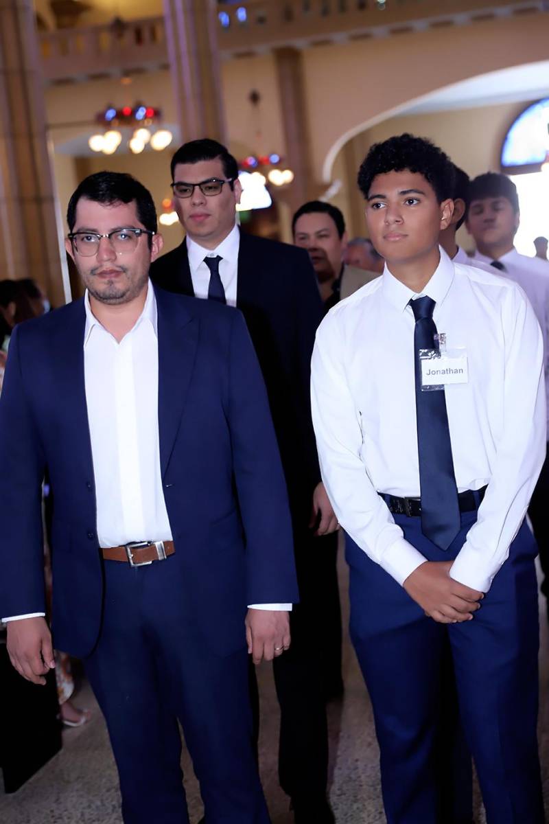 Confirmación de alumnos de Macris School Confirmación de alumnos de Macris School