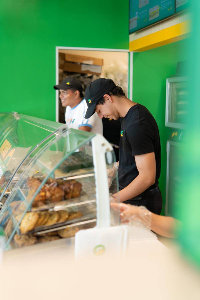 Así se vivió la inauguración de Subway Comayagua