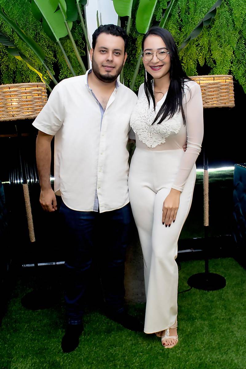 Daniel Fuentes y Kathleen Duarte.