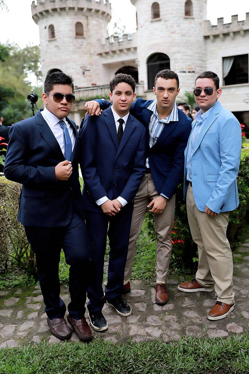 Alejandro Alfaro, Angelo Sánchez, Matteo Amadori y Luis Moya. 