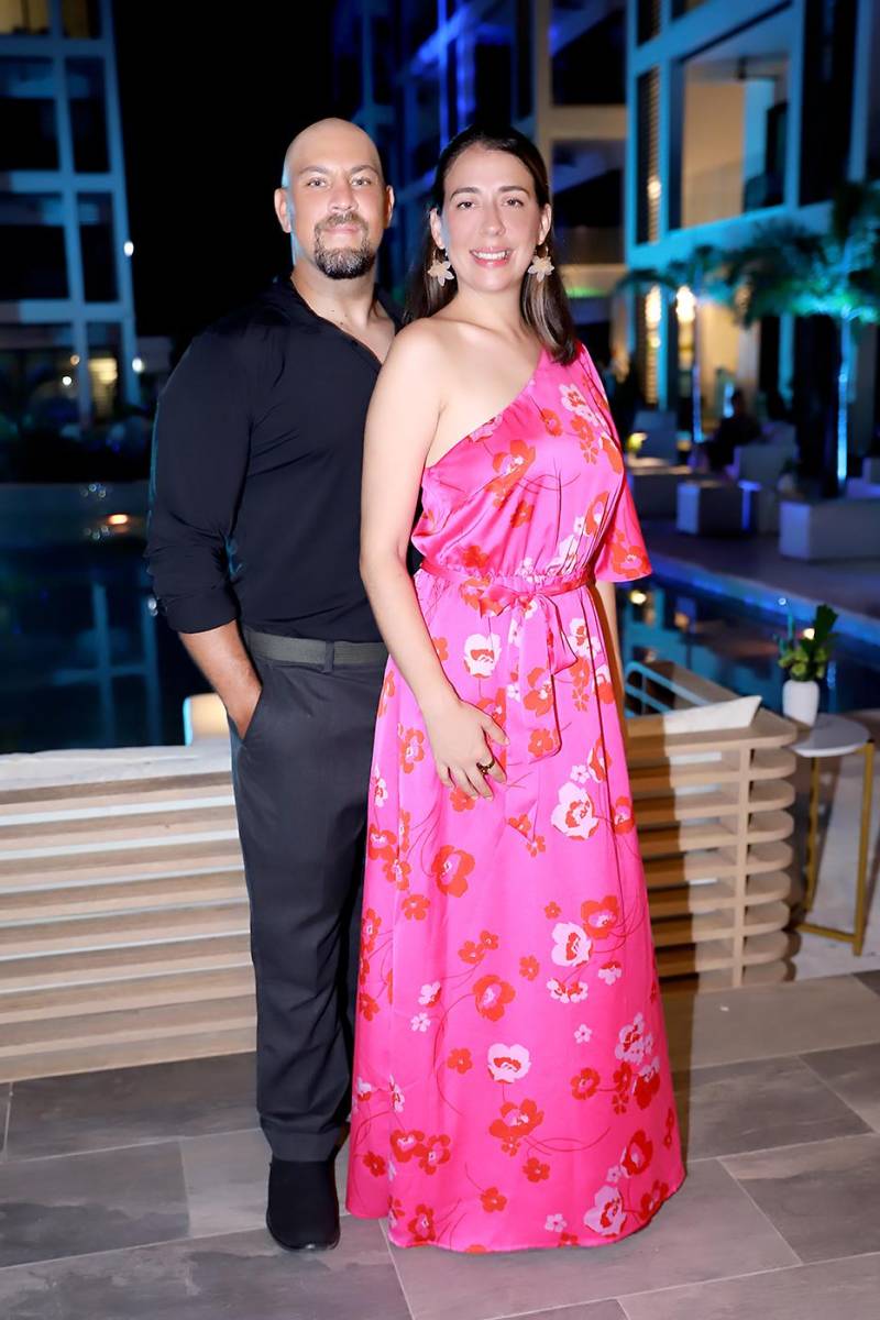 Karim Godoy y Melissa Sequeiros.
