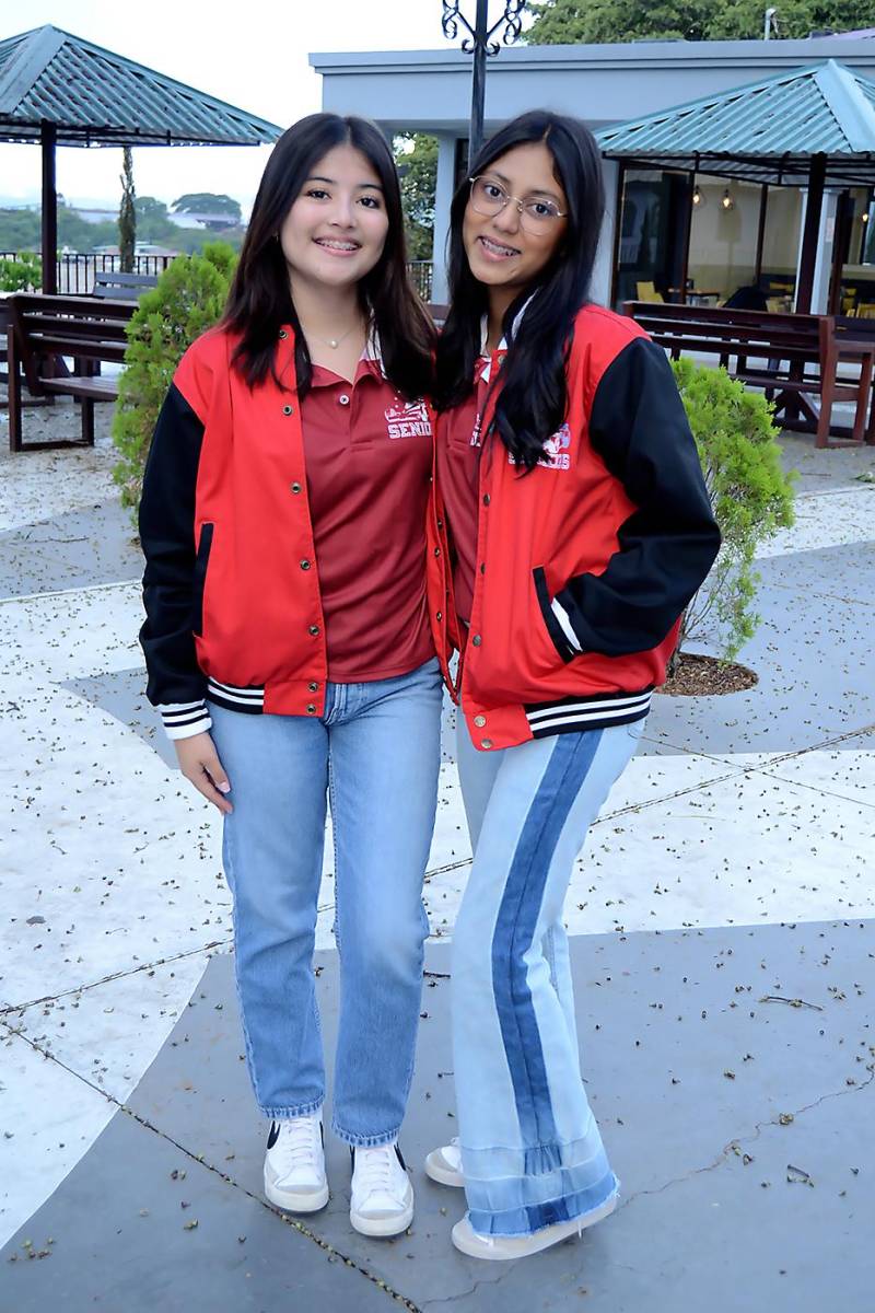 Camila Zelaya y Sophia Santos 