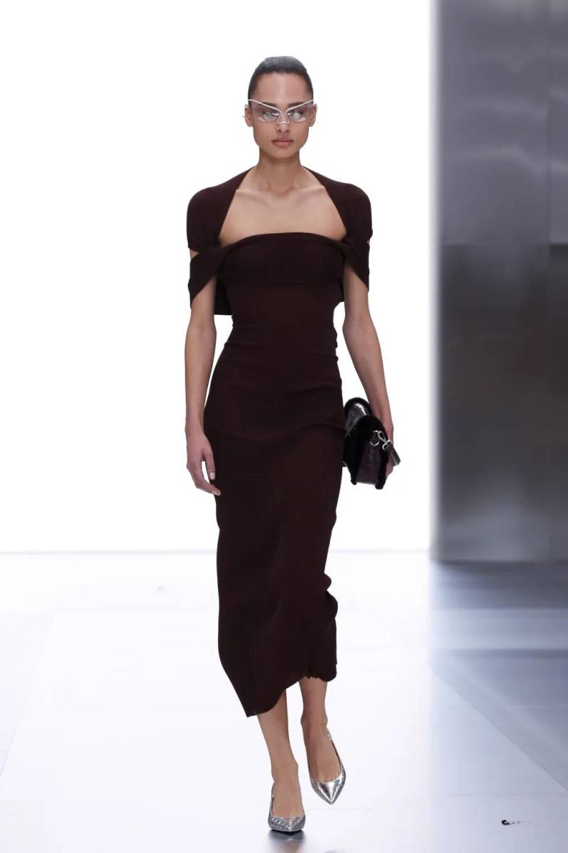 Vestidos que acentúan la figura.