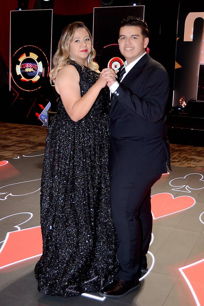 Alma Herrera y Carlos Díaz.