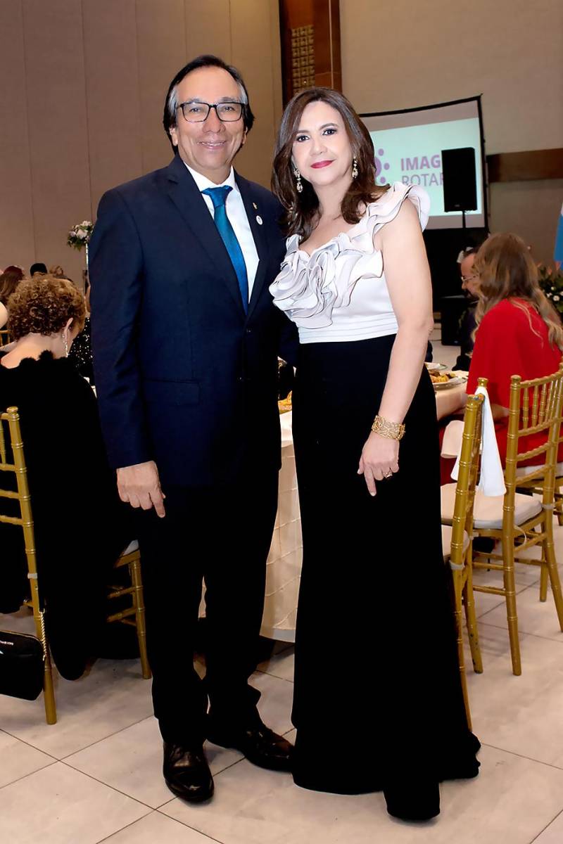 Víctor Manuel y Lizeth Rodríguez.