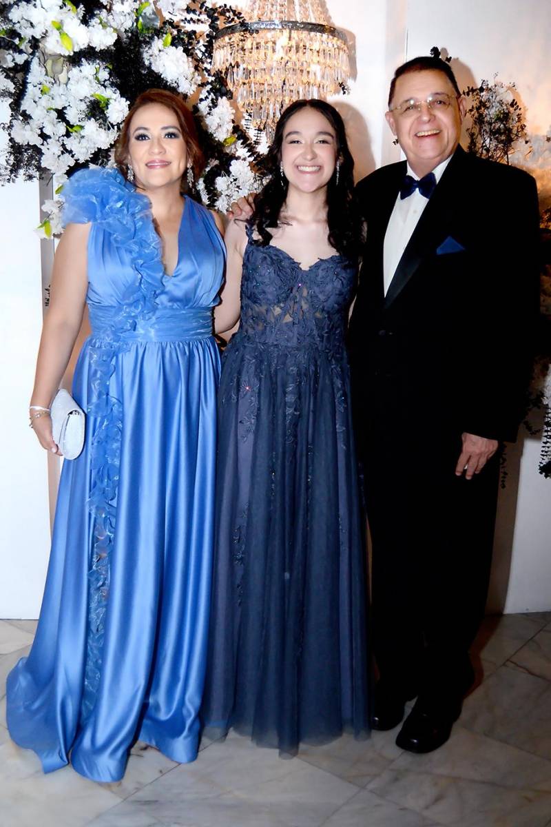 Fiesta de la prom 2024 de la International School of Tegucigalpa