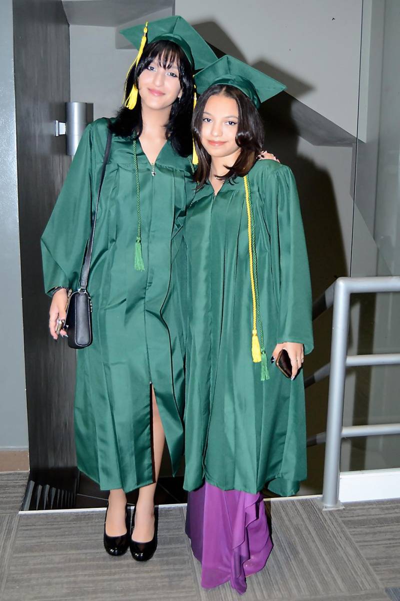 Carolina Rodas y Laura Velásquez.