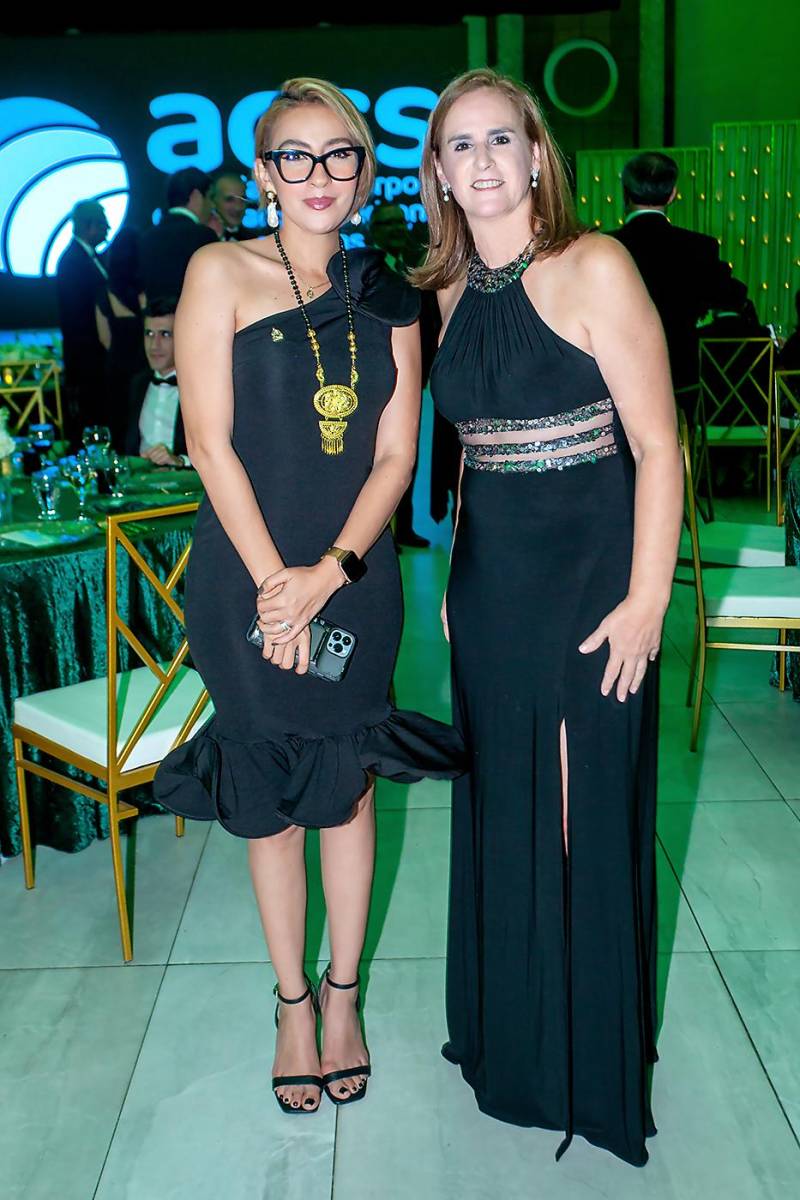Alexa Solórzano y María Isabel Rodríguez.
