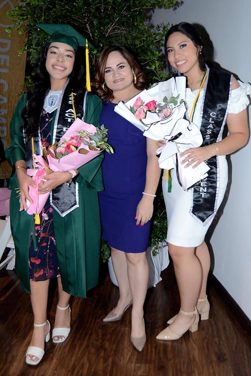 Graduación 2024 de DelCampo School