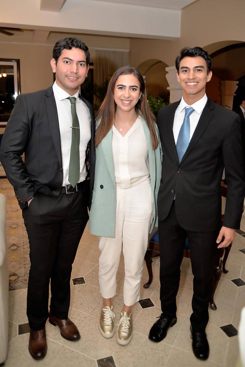 Óscar Gálvez, María Cecilia Álvarez y Andrés Funes.