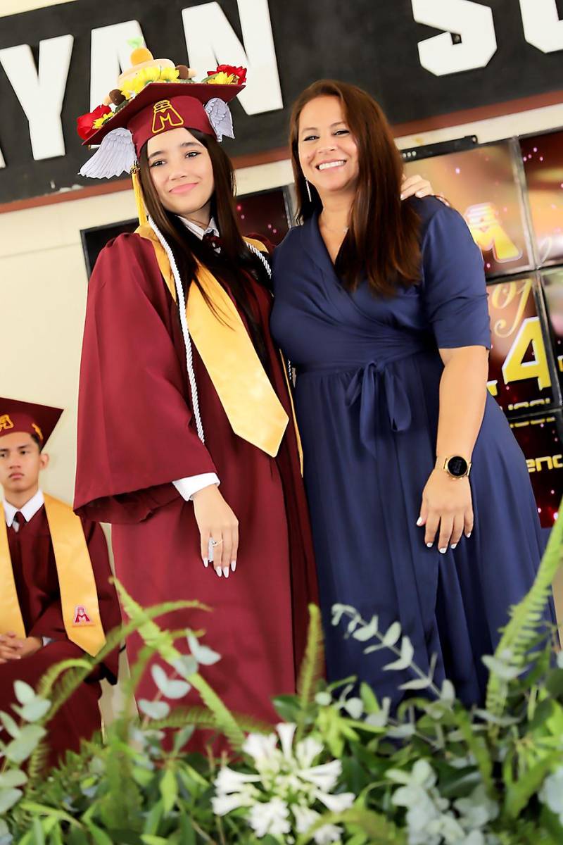 Graduación 2024 de Mayan School