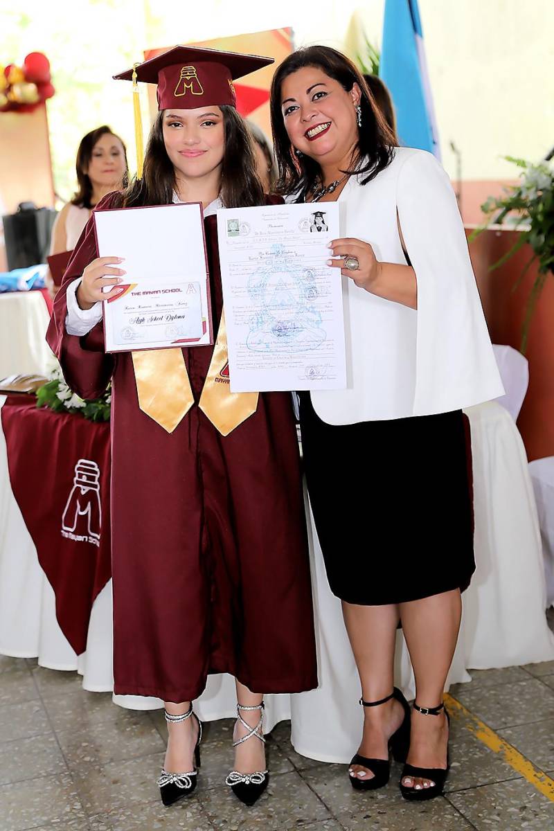 Graduación 2024 de Mayan School