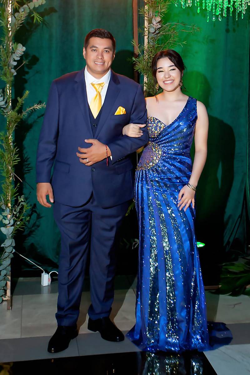  Luis Ovando y su hija Dariana Sofía