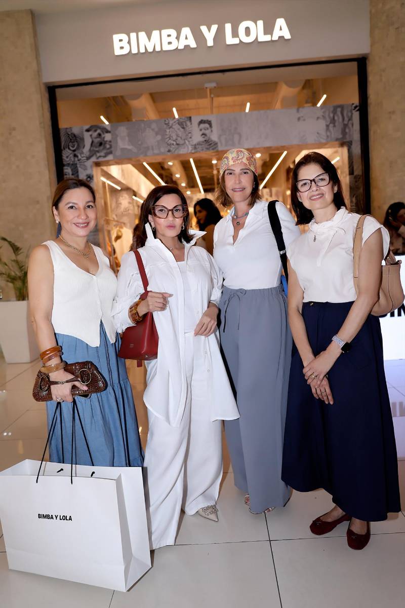 Sandra Noguera, Blanca Bendeck, Elena Williams y Gracia Barahona.