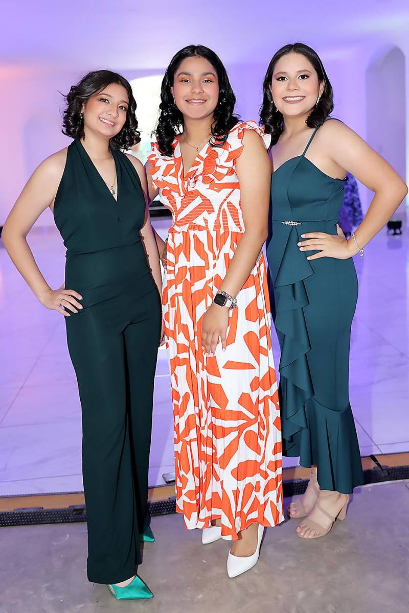 Nicole Sánchez, Andrea DelCid y Arina Rodríguez. 