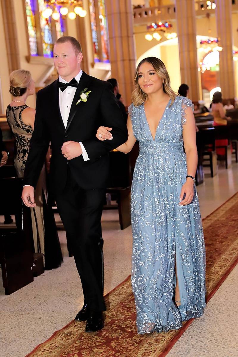 Matt Fox y Rafaella Pastor