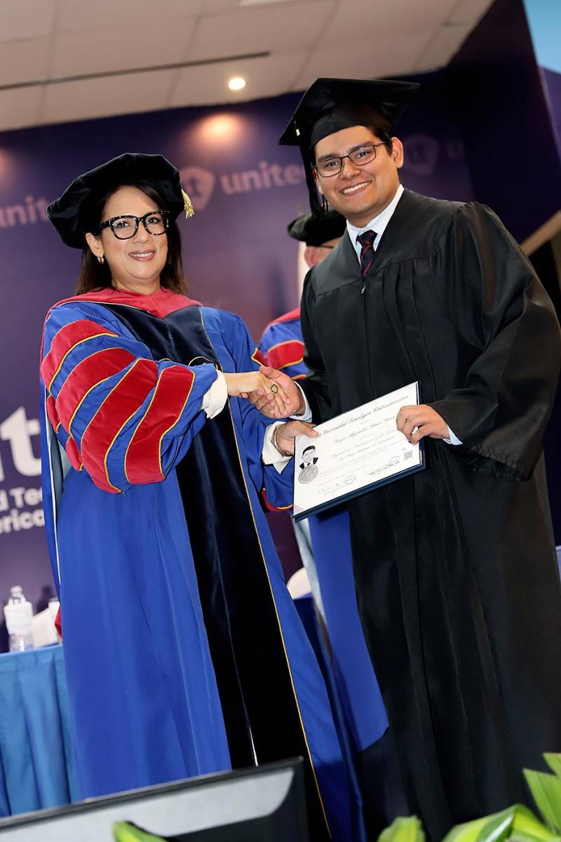 Graduaciones de Pregrado de UNITEC TGU 2025