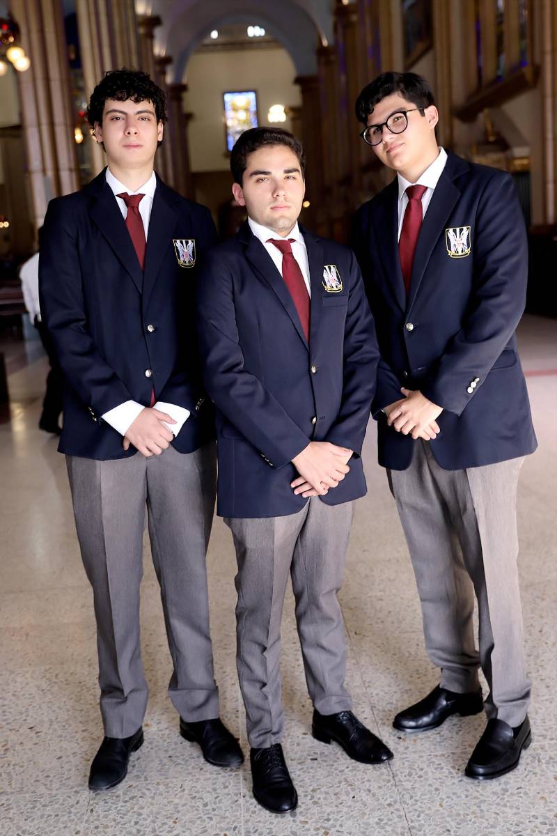 Misa de Acción de Gracias de los Seniors 2026 de la Escuela Americana