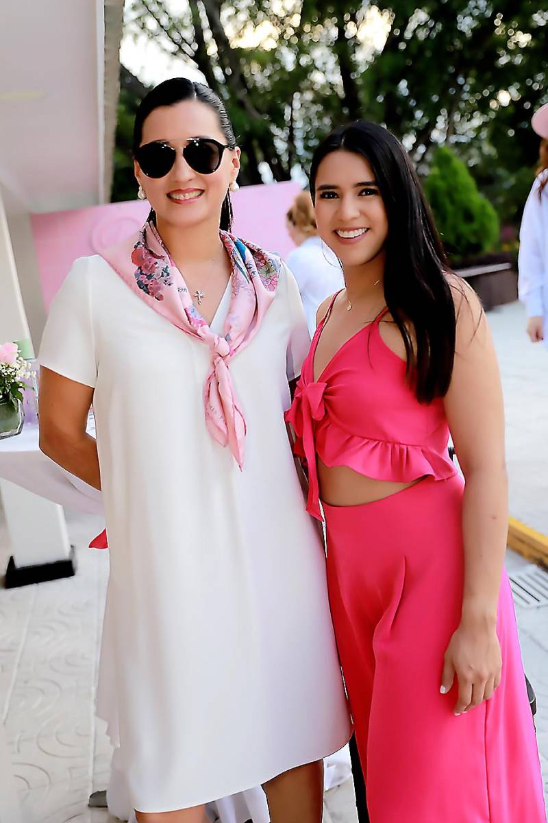 Marisol de Pierrefeu y Norma Farías. 