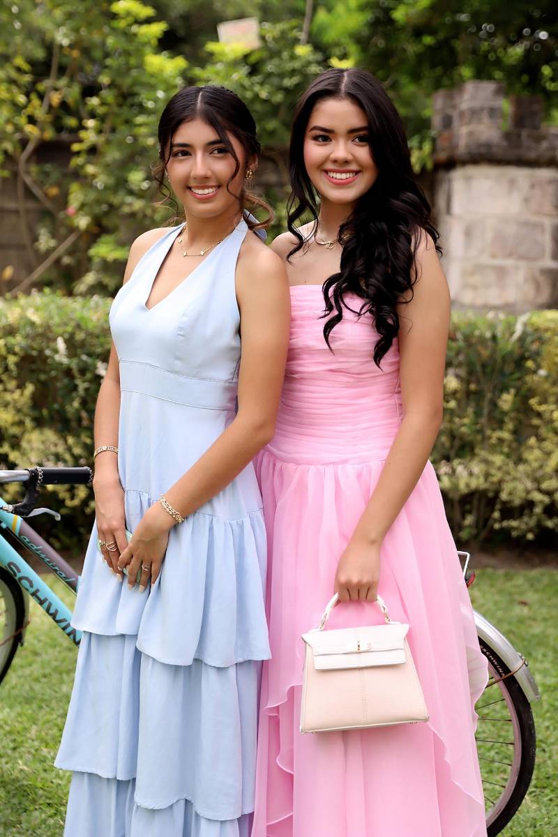 Paula Pineda y Sara Yip