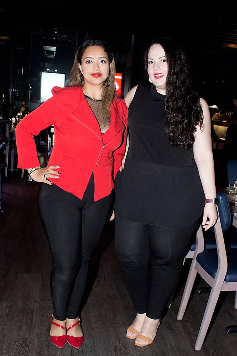 Mónica Salgado y Rachelle Rivera.