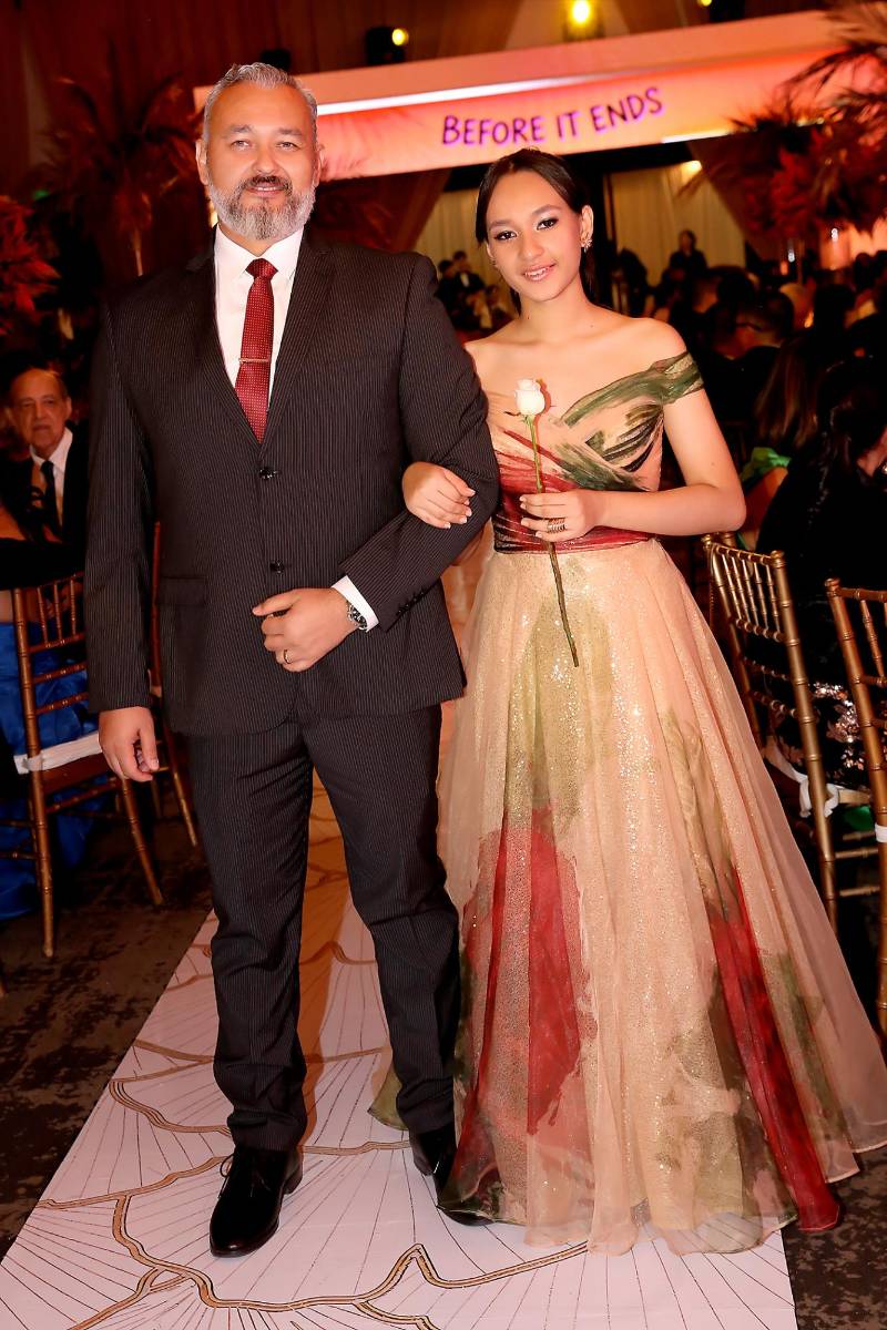 Berenice Chávez y su padre Noel Chávez.
