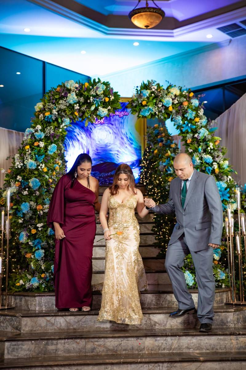 Silvia Lagos, Fernanda Erazo y Lisandro Erazo.