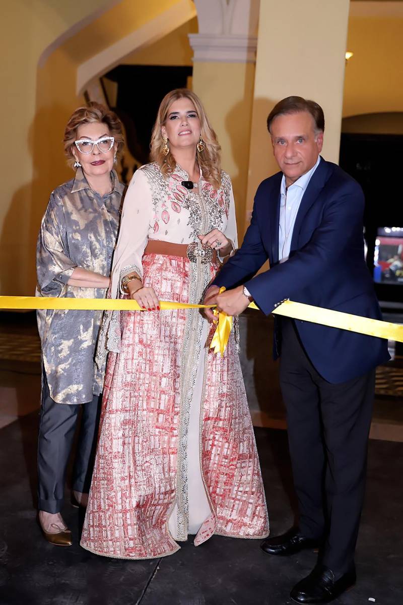 El Museo para la Identidad Nacional abrió sus puertas a la exposición “Donde las palabras no alcanzan”, dedicada al maestro Gelasio Giménez (1923-2007), uno de los grandes referentes del arte latinoamericano. Del 14 de agosto al 1 de octubre, los visitantes podrán disfrutar de obras emblemáticas, visitas guiadas, conversatorios y un catálogo especial que rinde homenaje a la trayectoria del artista. 