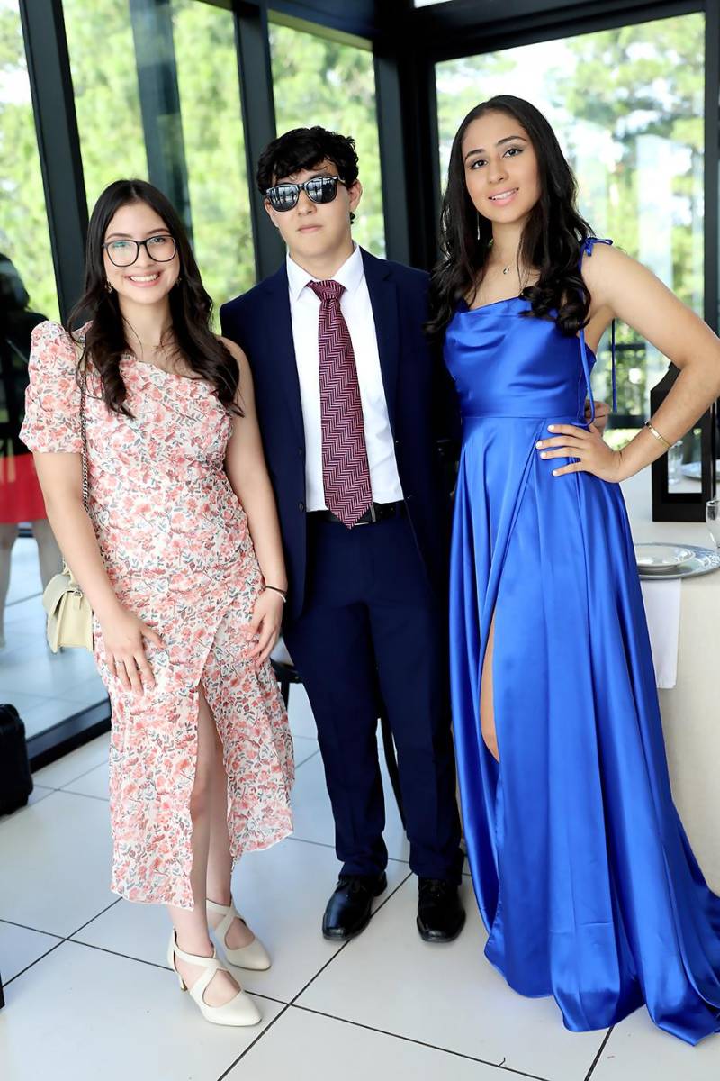 Sury Bautista, Ary Contreras y Natalia Guillén