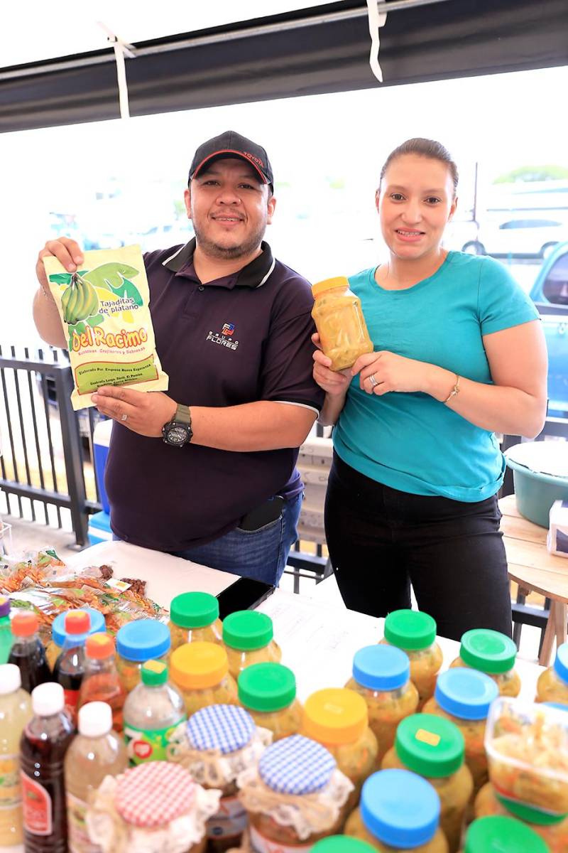 Grupo Flores realizó con éxito Bazar “Creciendo Juntos”