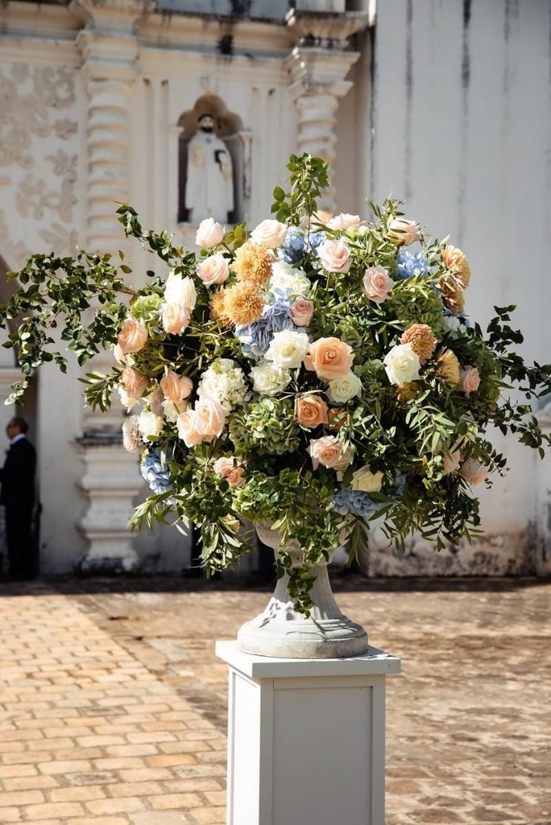La decoración floral estuvo a cargo de Alejandro Pineda