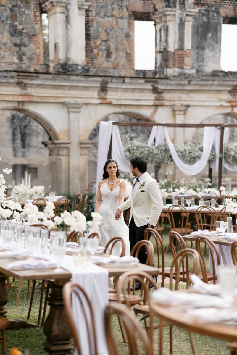 Boda eclesiástica de Joana Bandy y Aldo Lanzas