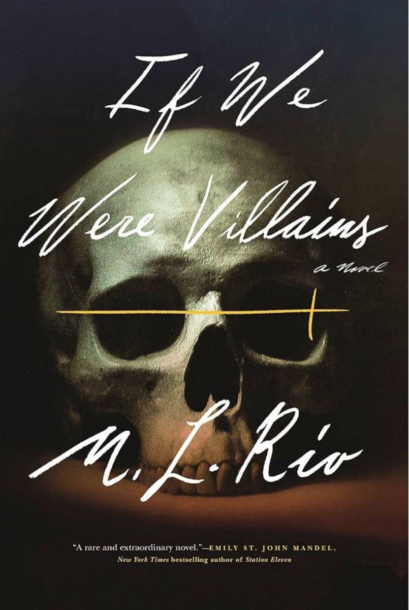 Si fuéramos villanos, por M. L. RíoOliver Marks acaba de cumplir diez años de cárcel por un asesinato que pudo haber cometido o no. El día de su liberación, lo recibe el hombre que lo metió en prisión. El detective Colborne se jubila, pero antes quiere saber qué sucedió realmente hace una década.