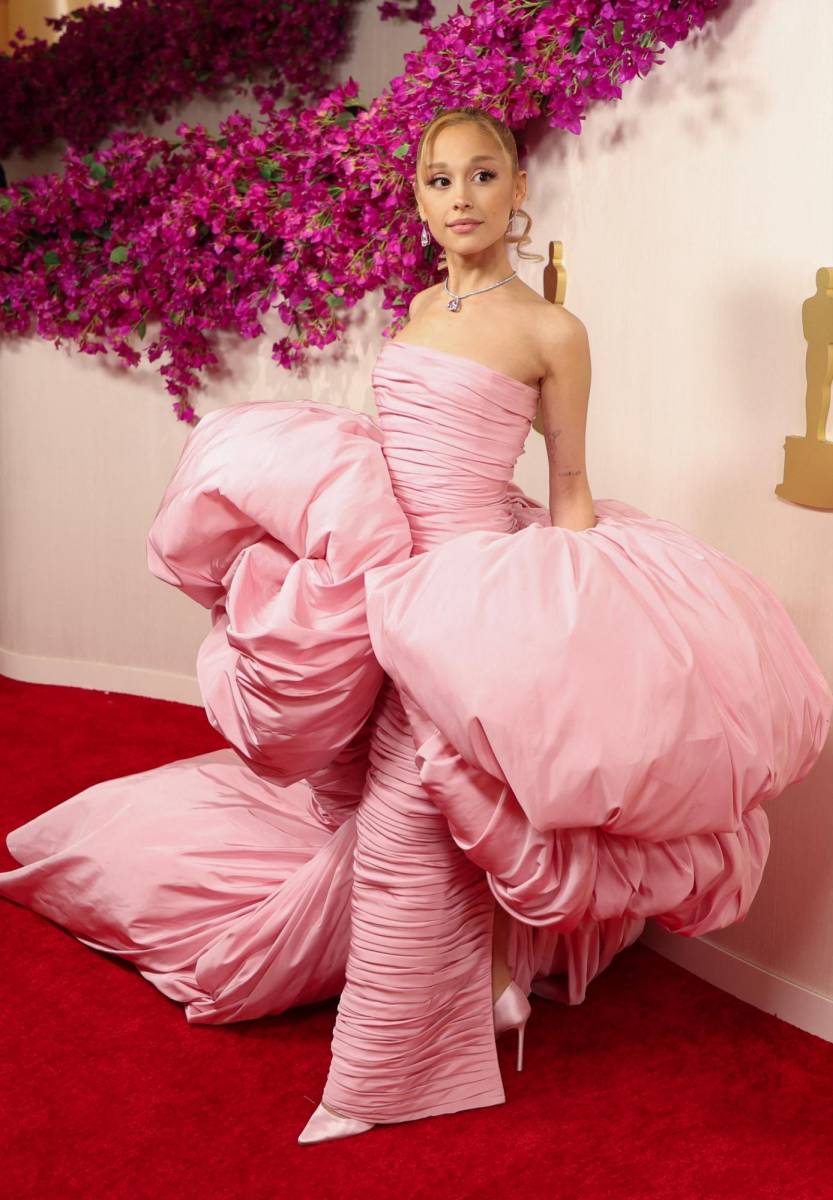 Ariana Grande.