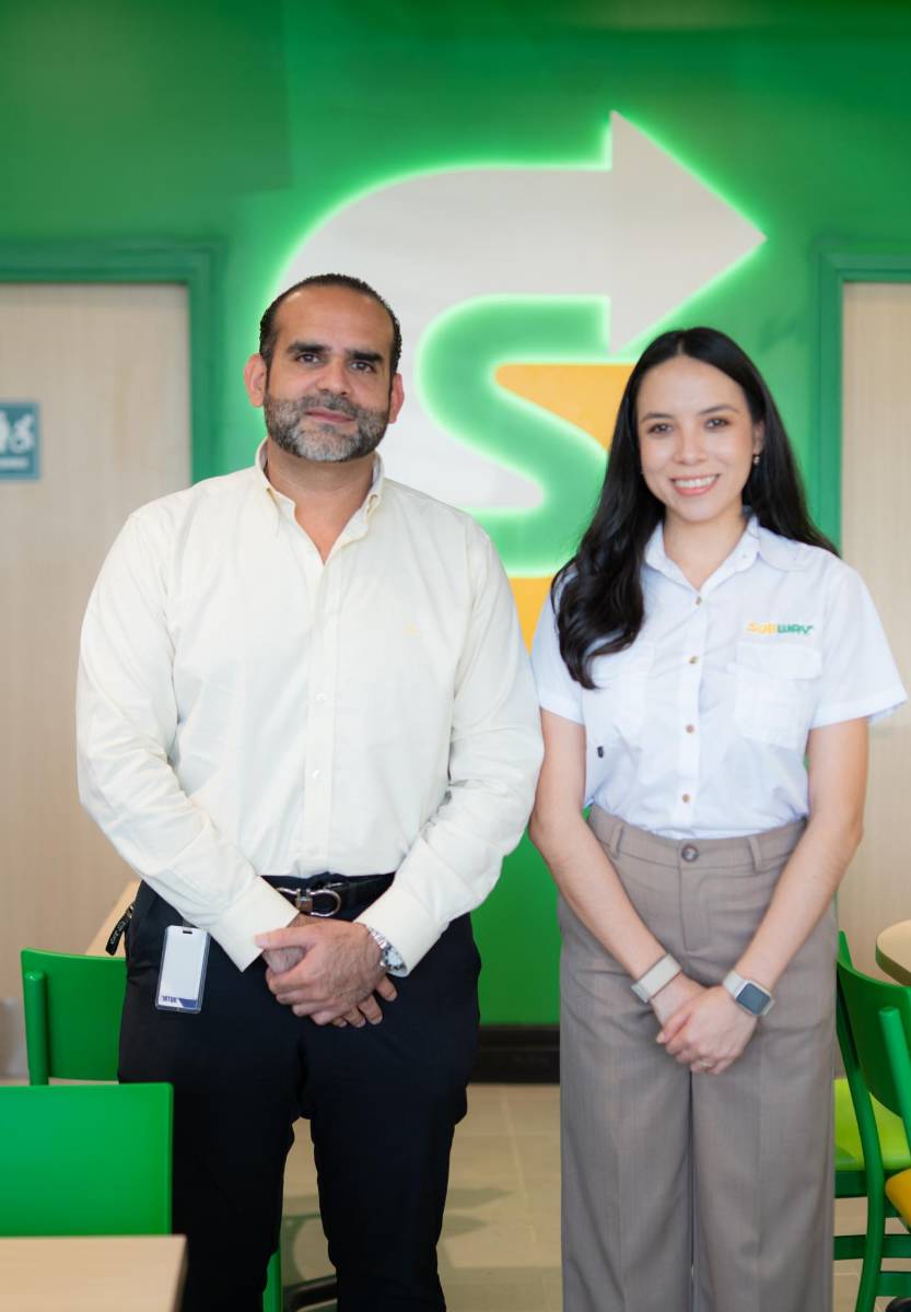 Subway continúa fortaleciendo su presencia en Honduras con la apertura de un nuevo restaurante en Comayagua. La inauguración forma parte del ambicioso plan de expansión de la marca junto a INTUR, que ya ha sumado diez nuevas ubicaciones en el país desde el inicio de esta nueva etapa, apostando por espacios modernos, una experiencia renovada y una propuesta gastronómica que responde a las preferencias del consumidor actual.