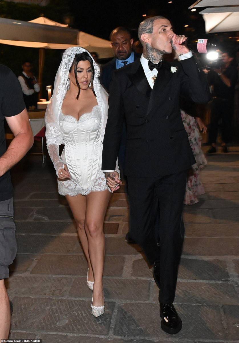 La boda de Kourtney Kardashian y Travis Barker en Italia