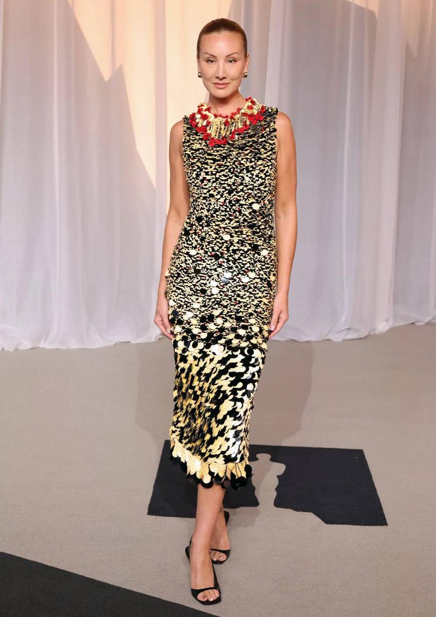Miyako Bellizzi luce un diseño de Chanel.