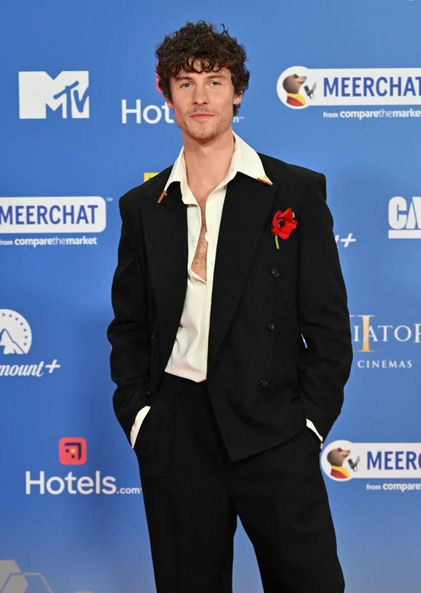 Shawn Mendes.