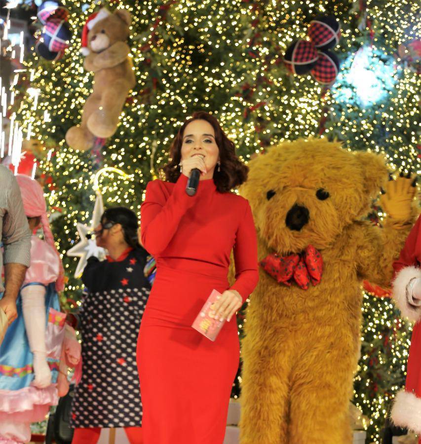 Metromall y BAC encienden la Navidad junto a Teddy y la Fábrica de Sueños
